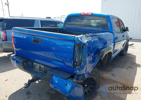 2016 Toyota Tundra Sr5 5.7L V8 z USA, uszkodzony, nr VIN 5TFDW5F17GX511493